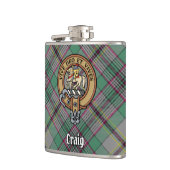 Clan Craig Wappen über Tartan Flachmann (Links)