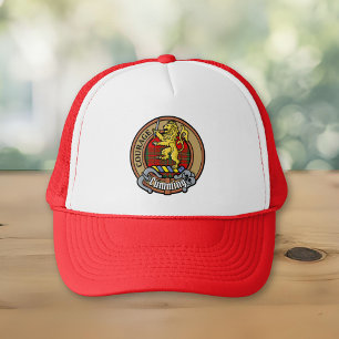 Clan Cumming Wappen über Tartan Truckerkappe