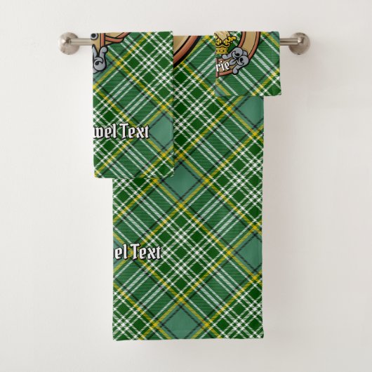 Clan Currie Lion Wappen über Tartan Badhandtuch Set (Insitu)