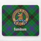 Clan Davidson Wappen über Tartan Mousepad (Vorne)