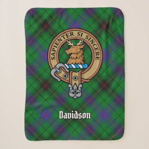 Clan Davidson Wappen über Tartan Sherpadecke