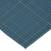 Clan Douglas Dark Green Modern Scottish Tartan Tischdecke (Schrägansicht)