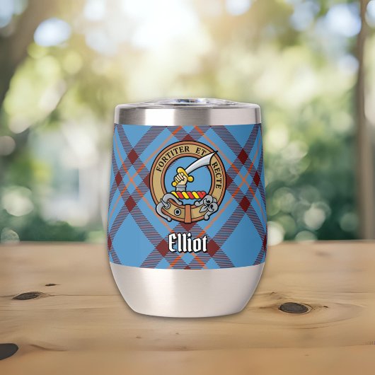 Clan Elliot Wappen über antikes Tartan