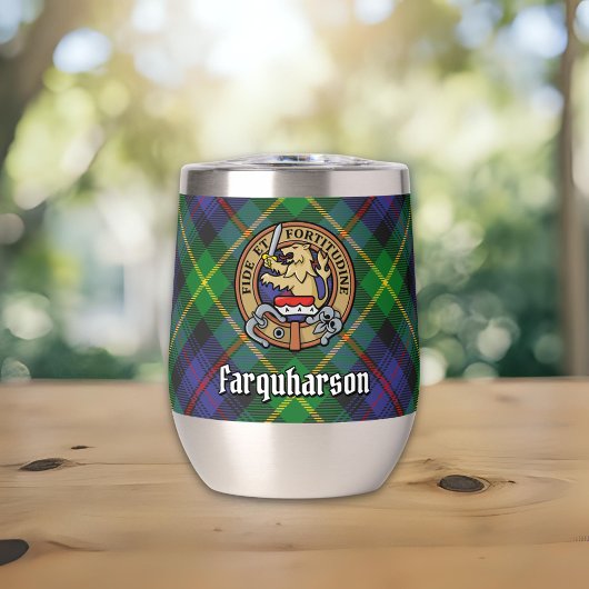 Clan Farquharson Wappen über Tartan