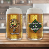 Clan Farquharson Wappen über Tartan Dosenglas