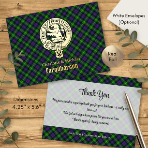 Clan Farquharson-Wappen über Tartan Folie Einladungspostkarte