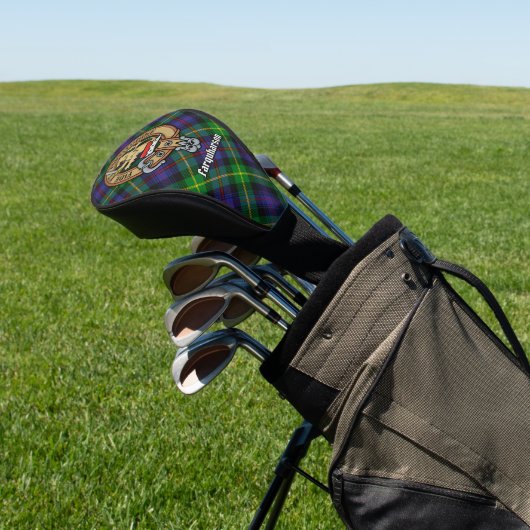 Clan Farquharson Wappen über Tartan Golf Headcover (In SItu)