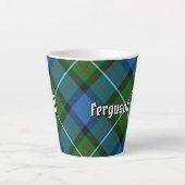 Clan Ferguson Tartan Latte Tasse (Vorderseite)