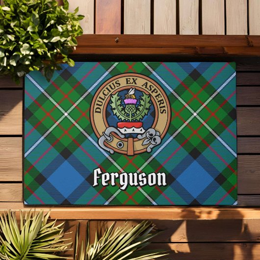 Clan Ferguson Wappen über Tartan Fußmatte
