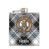 Clan Forbes Wappen über Dress Tartan Flachmann (Vorderseite)