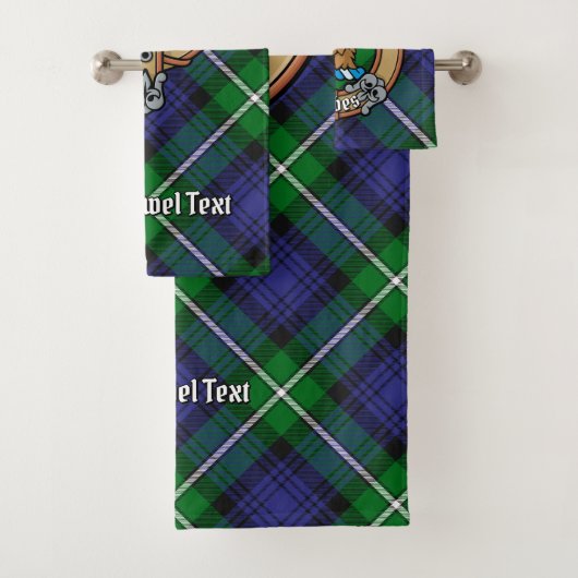 Clan Forbes Wappen über Tartan Badhandtuch Set (Insitu)