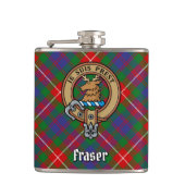 Clan Fraser von Lovat Wappen über Tartan Flachmann (Vorderseite)