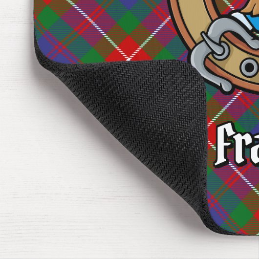Clan Fraser von Lovat Wappen über Tartan Mousepad (Ecke)