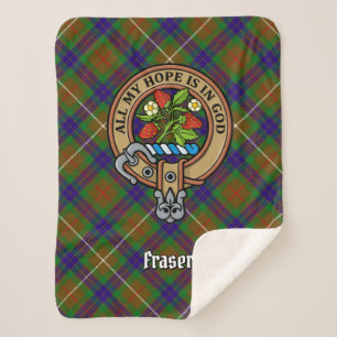 Clan Fraser Wappen über Jagd auf Tartan Sherpadecke