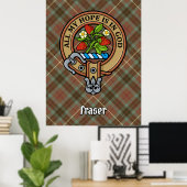Clan Fraser Wappen über Jagd gewitterter Tartan Poster (Heimbüro)