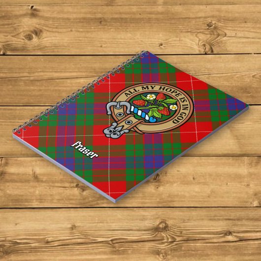Clan Fraser Wappen über Tartan Notizblock