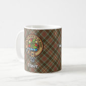 Clan Fraser Wappen über Wetterjagd Tartan Kaffeetasse (Vorderseite Links)