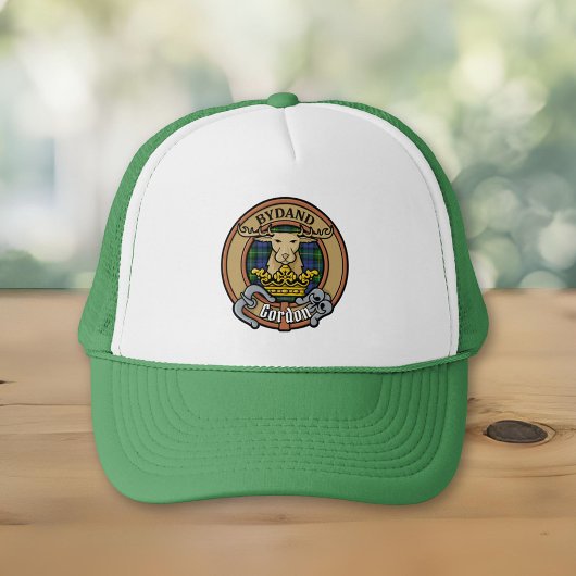 Clan Gordon Wappen über Tartan Trucker Hat Truckerkappe