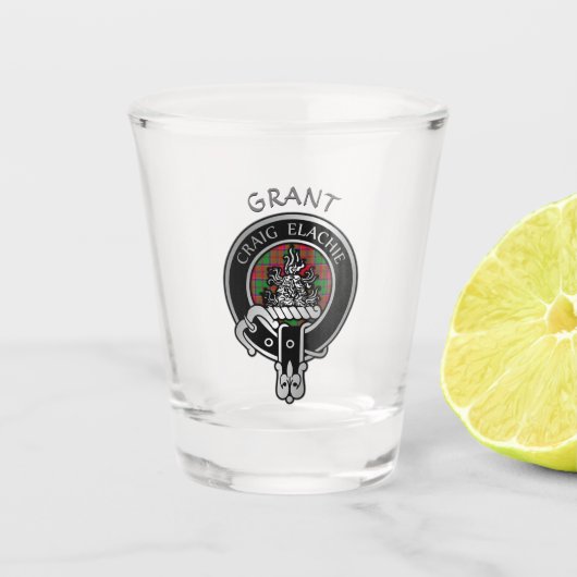 Clan Grant Wappen & Tartan Shot Glass Schnapsglas (Vorderseite)