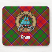Clan Grant-Wappen über Tartan Mousepad (Vorne)