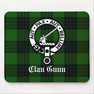 Clan Gunn Crest-Abzeichen und Tartan Mousepad