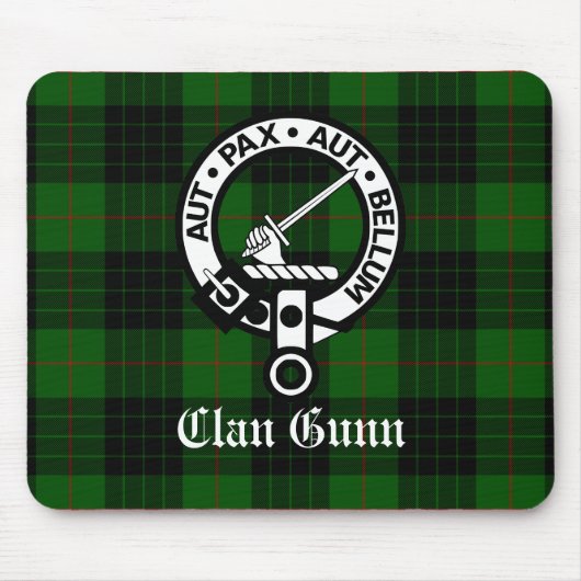 Clan Gunn Wappen Abzeichen und Tartan Mousepad (Vorne)