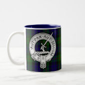 Clan Gunn Wappen & Tartan Zweifarbige Tasse (Links)