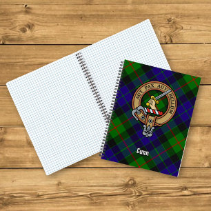 Clan Gunn Wappen über Tartan Notizblock