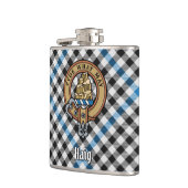 Clan Haig-Wappen über Check-Tartan Flachmann (Links)