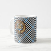 Clan Haig-Wappen über Check-Tartan Kaffeetasse (Vorderseite Links)