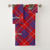 Clan Hamilton Wappen über Red Tartan Badhandtuch Set (Insitu)