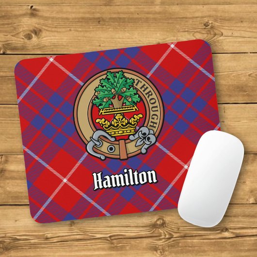 Clan Hamilton Wappen über Red Tartan Mousepad