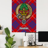Clan Hamilton Wappen über Red Tartan Poster (Heimbüro)