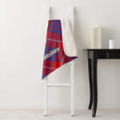 Clan Hamilton Wappen über Red Tartan Sherpadecke (Beispiel)