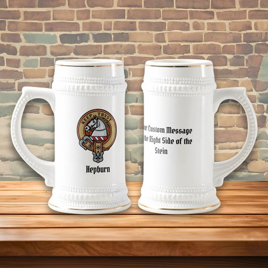 Clan Hepburn Wappen über Tartan Bierglas