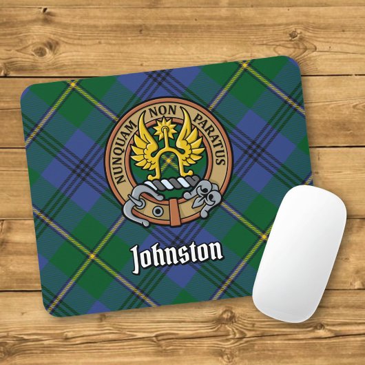 Clan Johnston Wappen über Tartan Mousepad