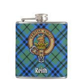 Clan Keith Wappen über Tartan Flachmann (Vorderseite)