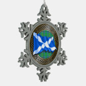 Clan Kennedy Tartan Knot & Flag Schneeflocken Zinn-Ornament (Links)
