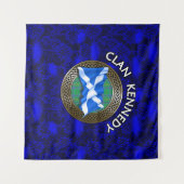 Clan Kennedy Tartan Knot & Flag Wandteppich (Vorderseite (Horizontal))
