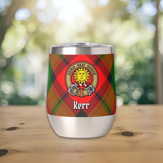 Clan Kerr Wappen über Tartan