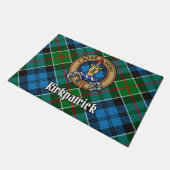 Clan Kirkpatrick Wappen über Tartan Fußmatte (Schrägansicht)