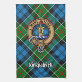 Clan Kirkpatrick Wappen über Tartan Geschirrtuch (Vertikal)