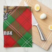 Clan Lennox Wappen über Tartan Geschirrtuch (Viertel Falte)