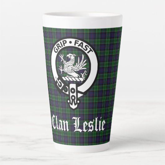 Clan Leslie Wappen Abzeichen und Tartan Milchtasse (Vorderseite)