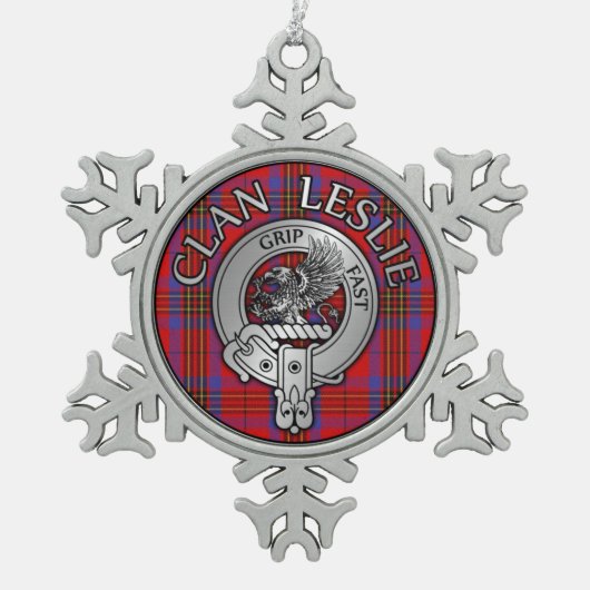 Clan Leslie Wappen & Tartan Schneeflocken Zinn-Ornament (Vorderseite)