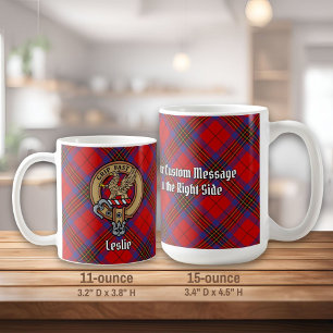 Clan Leslie Wappen über Red Tartan Kaffeetasse