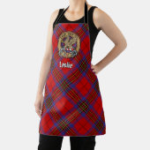 Clan Leslie Wappen über Red Tartan Schürze (InSitu)
