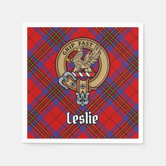 Clan Leslie Wappen über Red Tartan Serviette (Vorderseite)