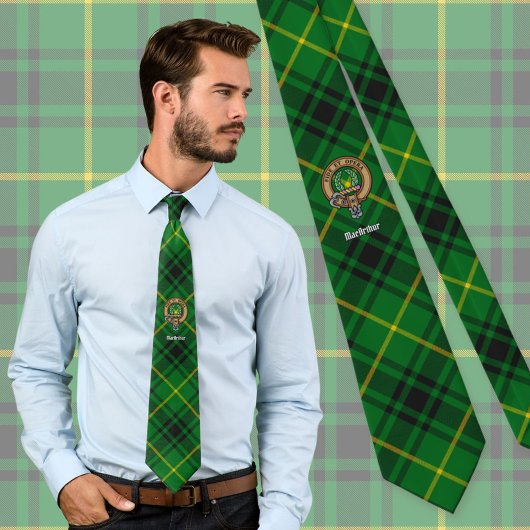 Clan MacArthur Wappen über Tartan Krawatte