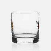 Clan MacBeth Wappen über Tartan Whiskyglas (Links)